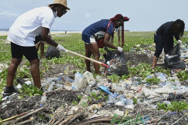 file 20220620 24 nai1fx in The Plastic Choking Nigeria's Farmland Has a Nigerian Answer. It Starts With Waste Pickers.
